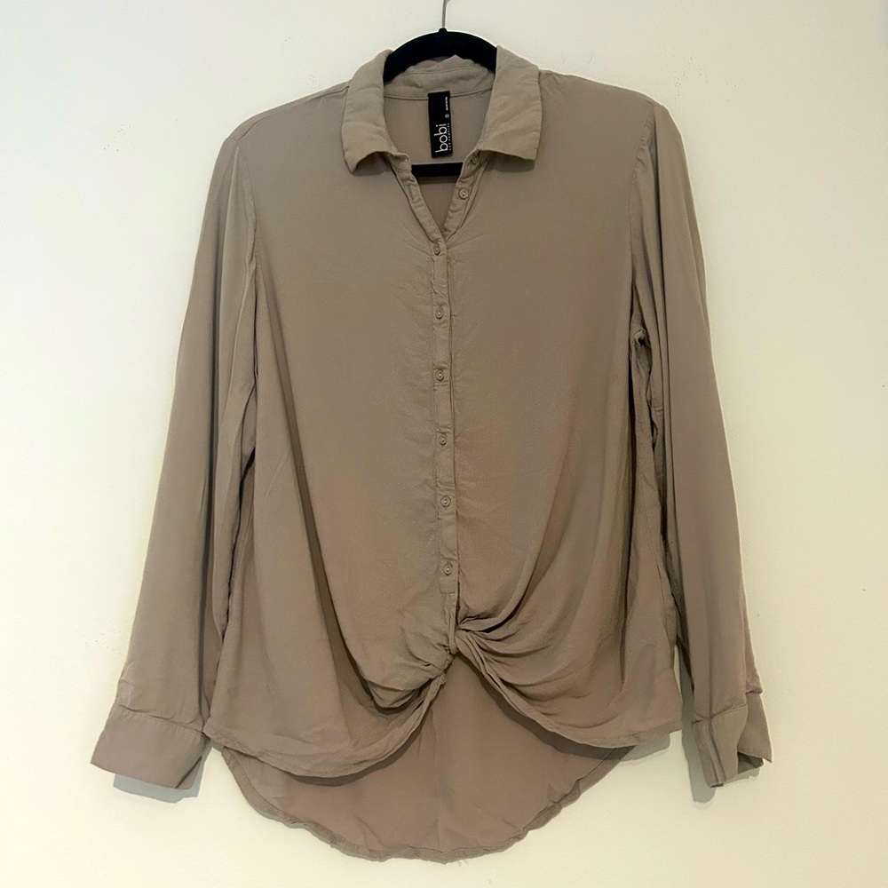 Bobi Twist Front Top